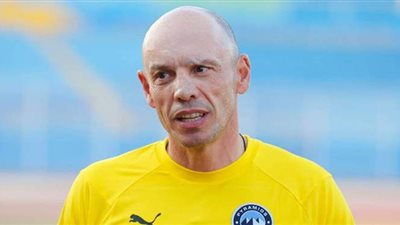 مسيرة وتاريخ تاكيس جونياس مدرب بيراميدز الجديد