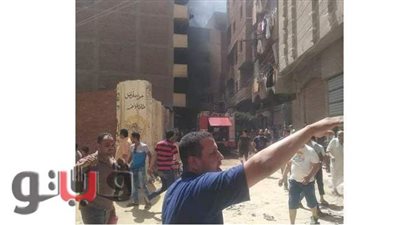 حريق هائل بمخزن مواد كيميائية بالمحلة الكبرى | صور