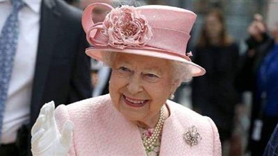 بالرقص وألعاب السيرك.. ملكة بريطانيا تحتفل بـ 70 سنة جلوس على كرسي العرش