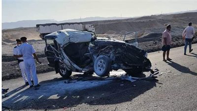 مصرع ضابط ومعاون شرطة وإصابة مجندين في انقلاب سيارة مرافقة لمحافظ البحر الأحمر