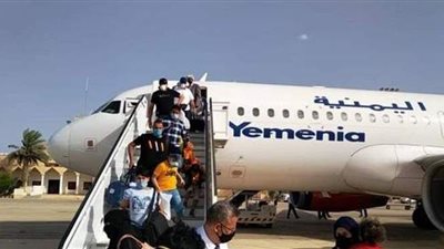 اليمن يجلي مواطنيه العالقين في الهند إلى عدن