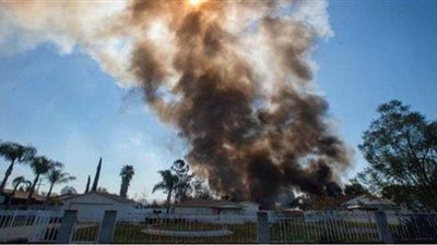 إصابة 16 شخصا وتضرر مبان بانفجار مستودع ألعاب نارية في لوس أنجلوس | فيديو