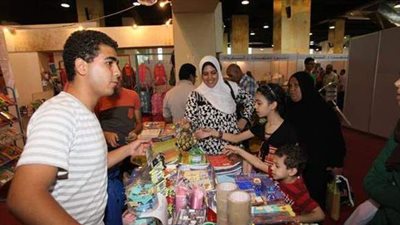 تنمية المشروعات ينظم معرضا بالزيتون لتوفير مستلزمات العيد بأسعار مخفضة