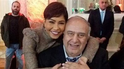 والد حسام حبيب: شيرين محترمة وابني بيعشقها