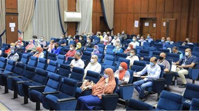 تنفيذ برامج تدريب القيادات المالية للموظفين المرشحين للانتقال للعاصمة الإدارية