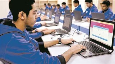 التعليم تعلن فتح باب التقديم بـ21 مدرسة تكنولوجية بـ7 محافظات.. مكافآت مالية وفرص للتعيين لطلابها.. وننشر شروط القبول