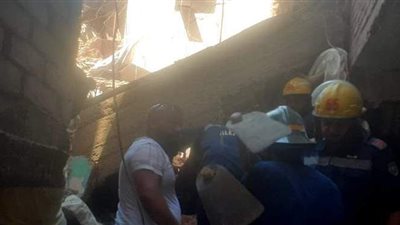 إنقاذ سيدة بعد 15 ساعة تحت أنقاض عقار الدخيلة بالإسكندرية