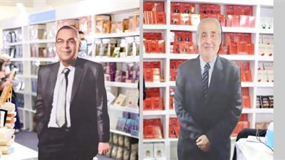 برغم الرحيل.. أحمد خالد توفيق ونبيل فاروق الحاضران الغائبان بمعرض الكتاب| صور