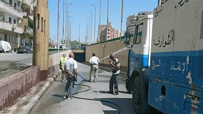 استكمال أعمال النظافة والتطوير ورفع كفاءة أنفاق أسيوط | صور