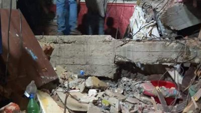 انتشال جثتين من تحت أنقاض عقار الدخيلة المنهار