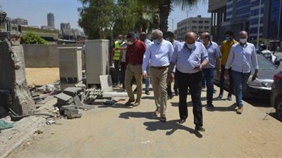 محافظ الجيزة يواصل تفقد الطريق الجاري إنشاؤه بمحور المنصورية | صور