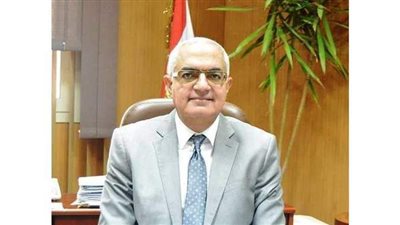 ضبط طالب ثانوي أثناء أدائه الامتحان بكلية آداب المنصورة بدلا من صديقه