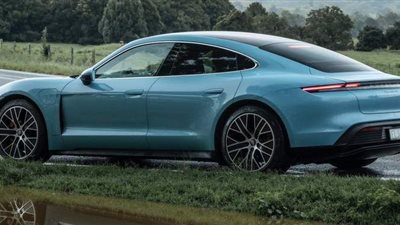 مشكلة برمجية في بطارية بورش تايكان الكهربائية السبب وراء الاستدعاء