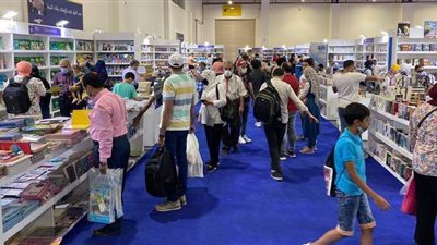 فعاليات اليوم الثالث من معرض القاهرة الدولي للكتاب 2021