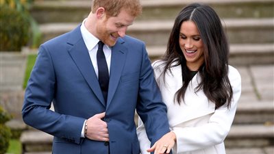 أول ظهور رسمي للأمير هاري مع خطيبته الجديدة (صور)