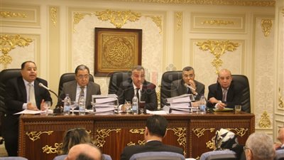 وزير الصحة: التأمين الصحي الحالي خسارته غير عادية (صور)