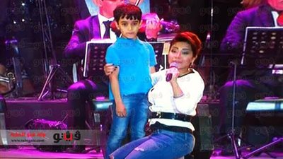 بالصور.. شيرين تحيي حفلها في المغرب مع نجوم 