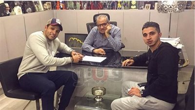 محمد نور يتعاقد على بطولة فيلم «اطلعولي بره»