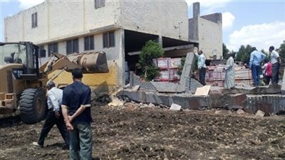 إزالة تعد على أملاك أوقاف بشارع الفحامات في المطرية