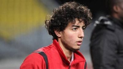 محمد هاني يخضع للفحص الطبي قبل مران الأهلي المسائي