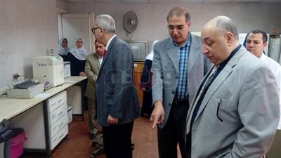 مدير التأمين الصحي بالغربية يتفقد سير العمل بعيادة سمنود (صور)
