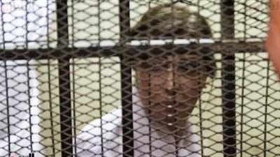 إيداع سعاد الخولي قفص الاتهام قبل بدء جلسة محاكمتها في قضية الرشوة