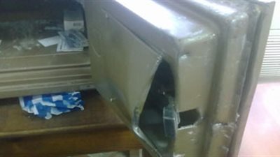 «ماشافوهمش وهما بيسرقوا.. شافوهم وهما بيتقاسموا».. «فتح خزنة» يكشف سر لصين بالقاهرة.. معركة بين مجرمين في أسوان تكشف جرائم.. و«كابلات تليفون» سبب صراع بين «حرامية قل