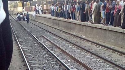 سقوط مواطن «كفيف ومعاق» أسفل عجلات المترو بالمعصرة