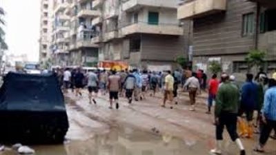 أهالي الناصرية يقطعون الطريق بالإسكندرية احتجاجًا على هدم منازلهم