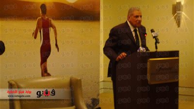 بالصور.. إبراهيم محلب: أنا أكثر وزير أصدر قرارات