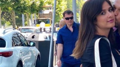 «حذف الصور من الإنستجرام» وسيلة الفنانات لإعلان انفصالهن.. ياسمين عبد العزيز تحذف صور «حلاوة».. ناهد السباعي ضمن القائمة..«ريم وأحمد سعد» يتبادلان «المسح».. وسا