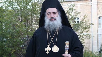 مطران القدس: الصوم دعوة للتوبة وأعمال الرحمة