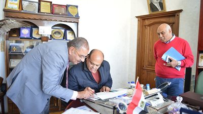 محافظ مطروح يعتمد مواعيد جداول امتحانات الفصل الدراسي الأول