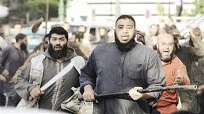 المتهمون بحيازة قنبلة و24 