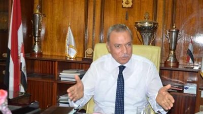 السيطرة على بقعة الزيت المتسربة بنهر النيل بدشنا