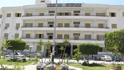 ثورة بجامعة بنى سويف بسبب مادتى الأدب المقارن والشعبى