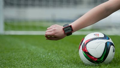 «ماركا»: 4 ملايين يورو تمنع استخدام «عين الصقر» بالدوري الإسباني