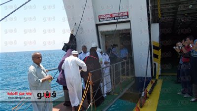 ميناء نويبع يستقبل 1053 فردًا.. اليوم