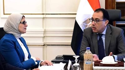 «مدبولي» يجتمع مع وزيرة الصحة لمتابعة مبادرة القضاء على فيروس «سي»