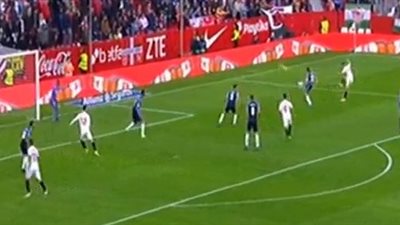 إشبيلية يخطف قمة الليجا بالفوز على بلد الوليد 1/ 0 (فيديو)