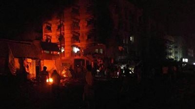 الصور الأولى من انفجار وزارة المالية في اليمن