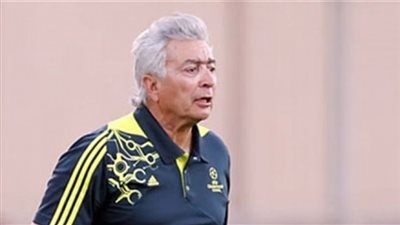 طولان: اللاعب المصري زي العامل الكسول