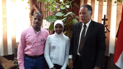 وكيل تعليم دمياط يعتذر لطالبة سخر منها مدرس