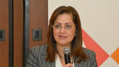 وزيرة التخطيط: تطوير منافذ الخدمات الحكومية بالمراكز التكنولوجية