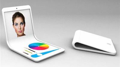 أبل تطلق هاتف آي فون قابلا للطي