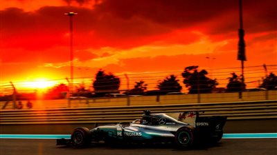 فوز مرسيدس ببطولة فورمولا 1 لموسم 2017 (صور)