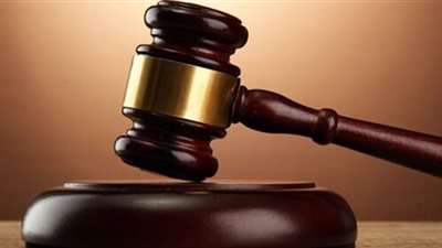 مغربي يمزق جسد زوجته بموس حلاقة أمام المحكمة لطلبها الطلاق