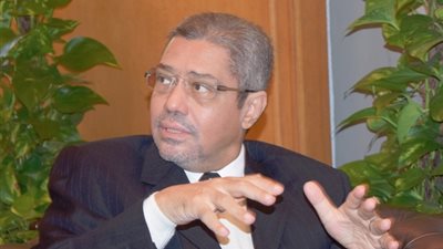 «زكي» رئيسًا لشعبة المصدرين بغرفة القاهرة