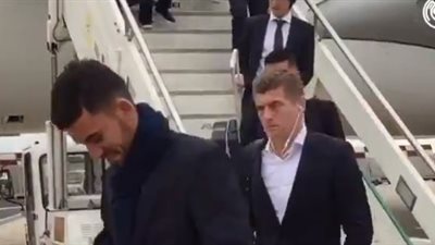 ريـال مدريد يصل إيطاليا لمواجهة روما بدوري الأبطال (فيديو)