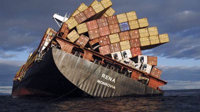 مزايا وضوابط التأمين البحري على البضائع